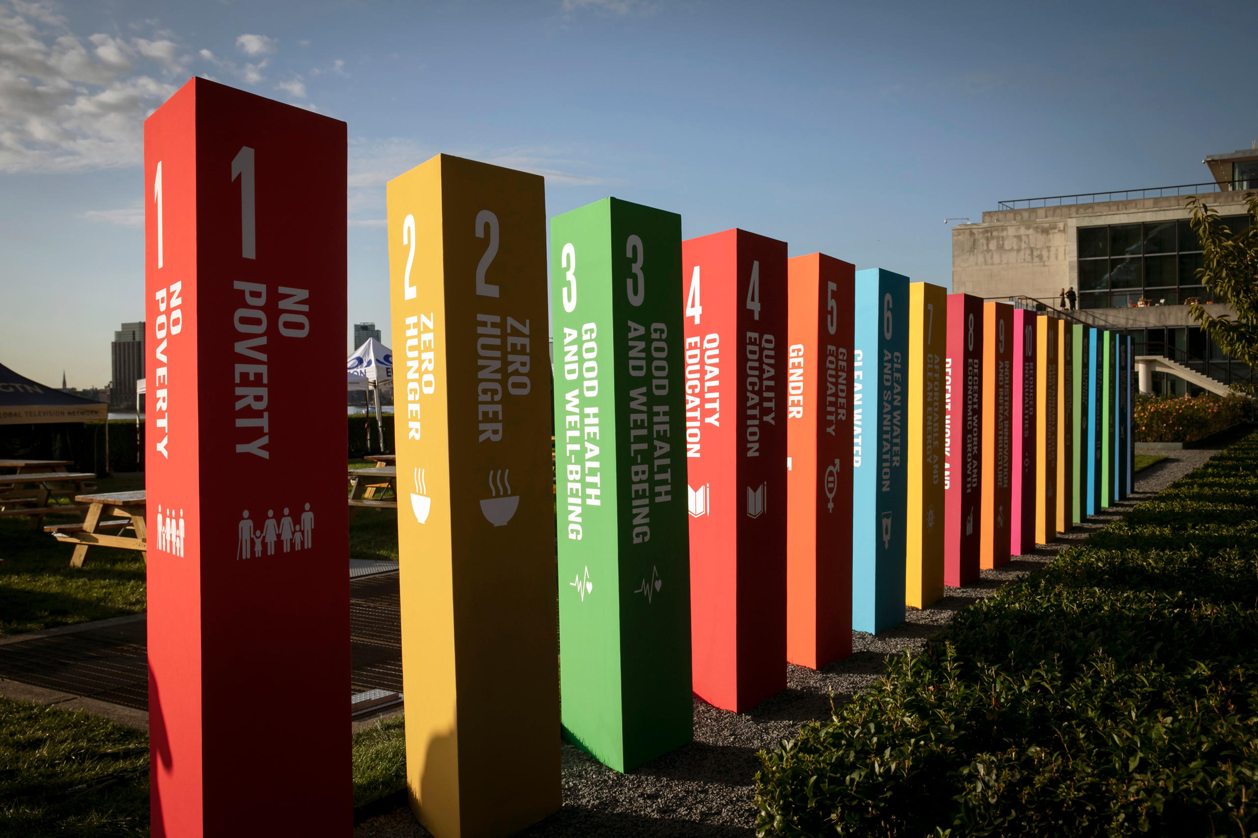 Installation with the symbols of the 17 Sustainable Development Goals in front of the UN headquarters in New York